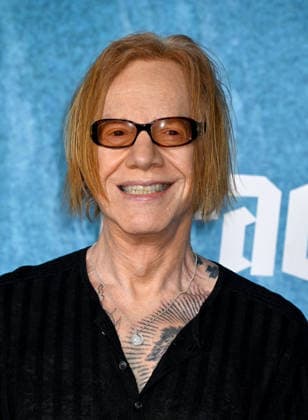 ˜Dracula™ Los Angeles Premiere Danny Elfman arriving at the Dracula? Los Angeles premiere held at the TCL Chinese Theatre on February 3, 2026 in Hollywood, Ca. Hollywood TCL Chinese Theatre California USA Copyright: xTammiexArroyox xAFF-USA.comx