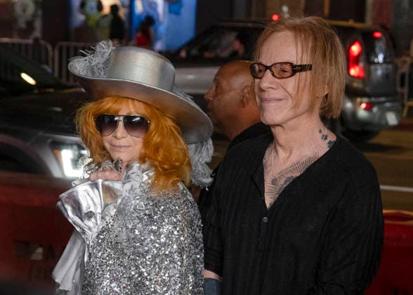 February 3, 2026, Hollywood, California, USA: LINDA RAMONE and DANNY ELFMAN attend the Dracula Los Angeles red carpet Premiere. Hollywood USA - ZUMAb173 20260203_aap_b173_027 Copyright: xBillyxBennightx