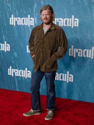 February 3, 2026, Hollywood, California, USA: JESSE PLEMONS attends the Dracula Los Angeles red carpet Premiere. Hollywood USA - ZUMAb173 20260203_aap_b173_063 Copyright: xBillyxBennightx