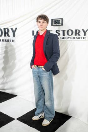 FX s Love Story: John F. Kennedy Jr. & Carolyn Bessette Limited Series Premiere in New York, USA - 03 Feb 2026 Sam Nivola attends FX s Love Story: John F. Kennedy Jr. & Carolyn Bessette Limited Series Premiere at Carnegie Hall. New York United States Copyright: xRonxAdarx xSOPAxImagesx _radar_lovestory_20260203_00104