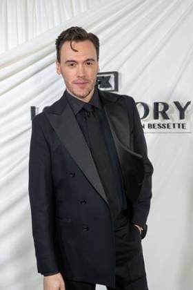 FX s Love Story: John F. Kennedy Jr. & Carolyn Bessette Limited Series Premiere in New York, USA - 03 Feb 2026 Erich Bergen attends FX s Love Story: John F. Kennedy Jr. & Carolyn Bessette Limited Series Premiere at Carnegie Hall. New York United States Copyright: xRonxAdarx xSOPAxImagesx _radar_lovestory_20260203_00127
