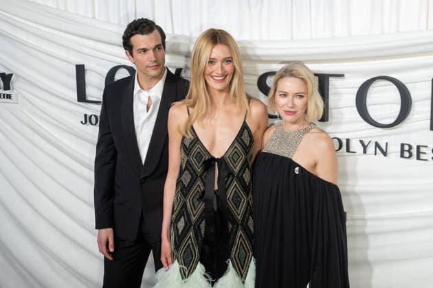 FX s Love Story: John F. Kennedy Jr. & Carolyn Bessette Limited Series Premiere in New York, USA - 03 Feb 2026 (L-R) Paul Anthony Kelly, Sarah Pidgeon and Naomi Watts attend FX s Love Story: John F. Kennedy Jr. & Carolyn Bessette Limited Series Premiere at Carnegie Hall. New York United States Copyright: xRonxAdarx xSOPAxImagesx _radar_lovestory_20260203_01472