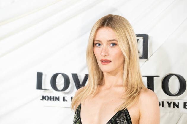 February 3, 2026, New York, United States: Sarah Pidgeon attends FX s Love Story: John F. Kennedy Jr. & Carolyn Bessette Limited Series Premiere at Carnegie Hall. New York United States - ZUMAs197 20260203_aaa_s197_312 Copyright: xRonxAdarx
