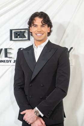 February 3, 2026, New York, United States: Noah Fearnley attends FX s Love Story: John F. Kennedy Jr. & Carolyn Bessette Limited Series Premiere at Carnegie Hall. New York United States - ZUMAs197 20260203_aaa_s197_332 Copyright: xRonxAdarx