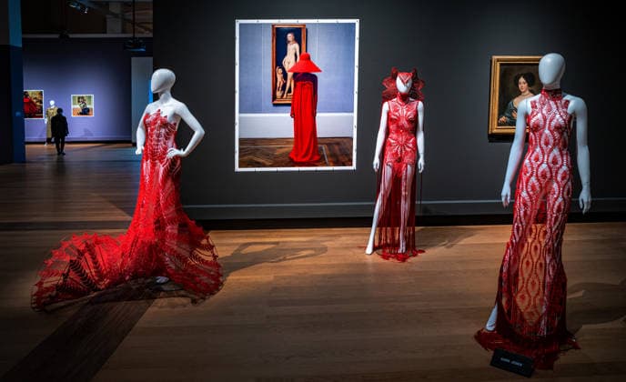 Berlin Mitte Tiergarten; das Kulturforum: Gemäldegalerie im Rahmen der Fashion Week: Gallery Looks Modeinszenierungen in der Gemäldegalerie - 04.02.2026 Kulturforum