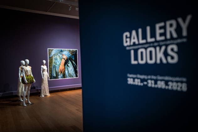 Berlin Mitte Tiergarten; das Kulturforum: Gemäldegalerie im Rahmen der Fashion Week: Gallery Looks Modeinszenierungen in der Gemäldegalerie - 04.02.2026 Kulturforum