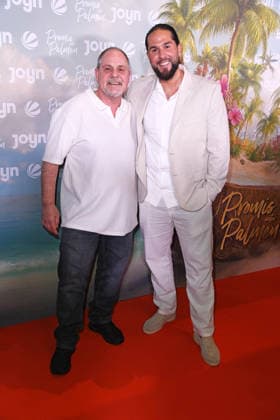 Maurice Dziwak mit Vater Frank Dziwak bei der PROMIS UNTER PALMEN Staffel-Premiere im Cinenova in Köln am 04.02.2026