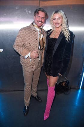 Sascha Schmitz mit Ehefrau Sandra Czok bei der PROMIS UNTER PALMEN Staffel-Premiere im Cinenova in Köln am 04.02.2026