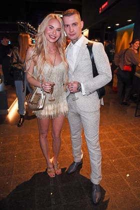 Eric Stehfest mit Freundin Franziska Temme bei der PROMIS UNTER PALMEN Staffel-Premiere im Cinenova in Köln am 04.02.2026