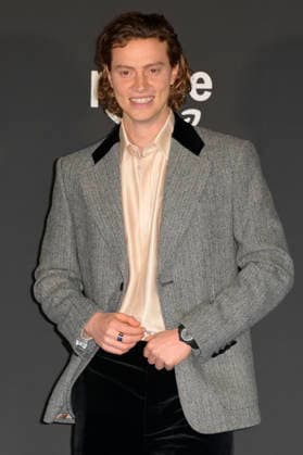 Love Me Love Me blu carpet in Rome, Italy - 04 Feb 2026 Luca Melucci attends the blu carpet of Prime Video movie Love Me Love Me at Auditorium Parco della Musica. Rome Italy Copyright: xMarioxCartellix xSOPAxImagesx _DSC2067