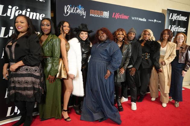 Entertainment Bilder des Tages #2 February 4, 2026, New York, Ny, USA: ANGELA WHITE, ZING ASHFORD, TISHA CAMPBELL, GABOUREY SIDIBE, MONA SCOTT YOUNG, MARY J. BLIGE, GAYLE KING attend Lifetime Premiere Screening for Mary J. Blige Presents Be Happy,.Red Carpet arrivals,.Hearst Tower, NYC.February 4, 2026. ... Lifetime Hosts Premiere Screening for Mary J. Blige Presents Be Happy,.Red Carpet arrivals,.Hearst Tower, NYC.February 4, 2026. New York USA - ZUMAms4_ 20260204_faf_ms4_027 Copyright: xSoniaxMoskowitzxGordonx