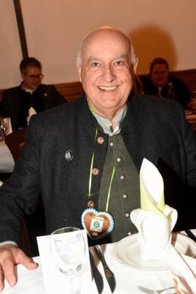 Dr Axel Munz Angermaier Tracht Muenchen 04.02.2026 Hofbraeuhaus Uebernahme Neuer Staatlicher Hofbreaeuhauses Direktor Dr Joerg Lehmann Foto Muenchen