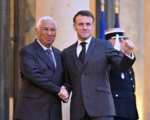 News Bilder des Tages Emmanuel Macron - Antonio Costa meeting in Paris PARIS, FRANCE - FEBRUARY 05: French President Emmanuel Macron (R) and European Council President Antonio Costa (L) pose for a photo prior their meeting at the Elysee Presidential Palace in Paris, France on February 05, 2026. Mustafa Yalcin Anadolu Paris France. Editorial use only. Please get in touch for any other usage.  Copyright: x2026xAnadoluxMustafaxYalcinx