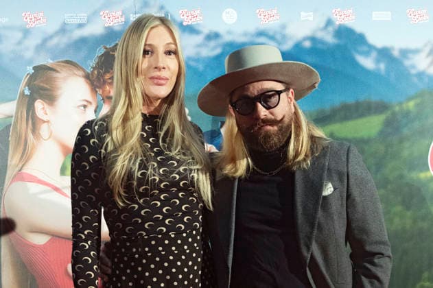 Baschi mit Freundin bei der Weltpremiere des Kinofilms Ewigi Liebi im Abaton. Zürich, 04.02.2026
