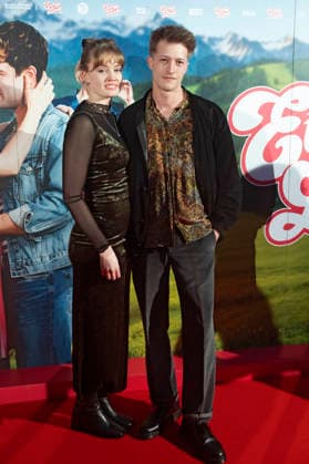 Gilles Marti mit Begleitung bei der Weltpremiere des Kinofilms Ewigi Liebi im Abaton. Zürich, 04.02.2026