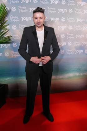Promis unter Palmen Premiere 2026. Menderes Bagci bei der Premiere des Realityformats Promis unter Palmen im CINENOVA Koeln am 04.02.2026. Koeln CINENOVA Nordrhein-Westfalen