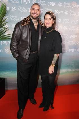 Promis unter Palmen Premiere 2026. Pia Tillmann und Zico Banach bei der Premiere des Realityformats Promis unter Palmen im CINENOVA Koeln am 04.02.2026. Koeln CINENOVA Nordrhein-Westfalen