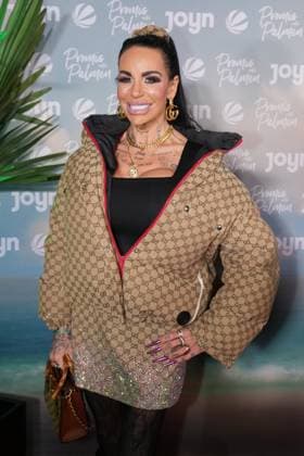 Promis unter Palmen Premiere 2026. Gina-Lisa Lohfink bei der Premiere des Realityformats Promis unter Palmen im CINENOVA Koeln am 04.02.2026. Koeln CINENOVA Nordrhein-Westfalen