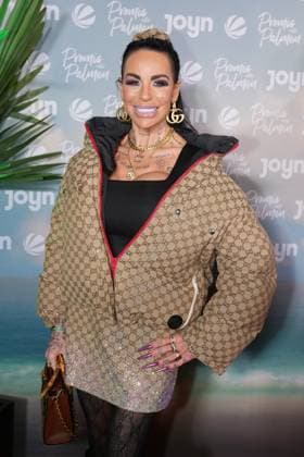 Promis unter Palmen Premiere 2026. Gina-Lisa Lohfink bei der Premiere des Realityformats Promis unter Palmen im CINENOVA Koeln am 04.02.2026. Koeln CINENOVA Nordrhein-Westfalen