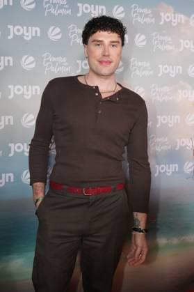 Promis unter Palmen Premiere 2026. David Lovric bei der Premiere des Realityformats Promis unter Palmen im CINENOVA Koeln am 04.02.2026. Koeln CINENOVA Nordrhein-Westfalen