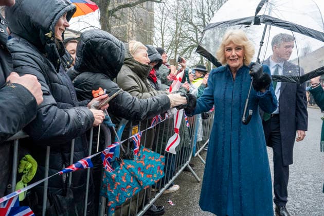 . 05 02 2026. Dedham, United Kingdom. King Charles III and Queen Camilla during a visit to the Sun Inn in Dedham,Essex, United Kingdom  xPoolx xi-Imagesx IIM-26552-0009