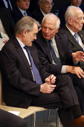 Felipe VI presides the celebration of the 50th anniversary of the Club Siglo XXI Artur Mas and Josep Borrell during the celebration of the 50th anniversary of the Club Siglo XXI, on February 5, 2026, in Madrid Spain The Club, founded in 1969 became a reference of the debate during the Transition hosting the famous presentation of Santiago Carrillo, secretary general of the PCE, in 1977 by the Minister of Information and Tourism during the dictatorship, Manuel Fraga Felipe VI presides the celebration of the 50th anniversary of the Club Siglo XXI GENTE CLUB José Madrid Madrid Madrid Espana  Copyright: xJosÃ xRuizx 7268723