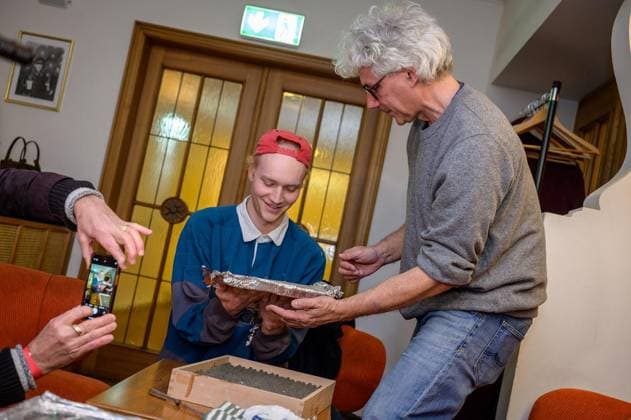 Essen: Film Ach, diese Lücke in der Lichtburg ** NUR FÜR REDAKTIONELLE ZWECKE ** EDITORIAL USE ONLY **<p>Hauptdarsteller Bruno Alexander vor der Aufführung des Film Ach, diese Lücke am Donnerstag, den 5. Februar 2026, in der Lichtburg in Essen. Copyright: UwexErnst