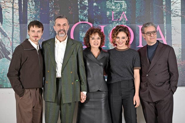 Photocall of the film La Gioia February 5, 2026, Rome. Presentation of the film La Gioia. Pictured is director Nicolangelo Gelormini and the cast, including Saul Nanni, Valeria Golino, Jasmine Trinca, and Francesco Colella., Credit:Maria Laura Antonelli Avalon Italy., Rome  Copyright: xMariaxLauraxAntonellix xAvalonx 1072313092