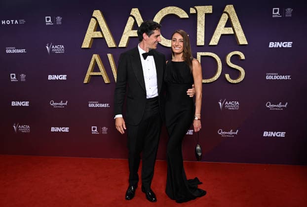 AACTA AWARDS 2026, Andy Lee and Rebecca Harding are seen posing for a photo on the red carpet at the 2024 AACTA Awards at HOTA in Surfers Paradise, Queensland, Friday, February 6, 2026. ( NO ARCHIVING BRISBANE QUEENSLAND AUSTRALIA  Copyright: xDARRENxENGLANDx 20260206126973128542