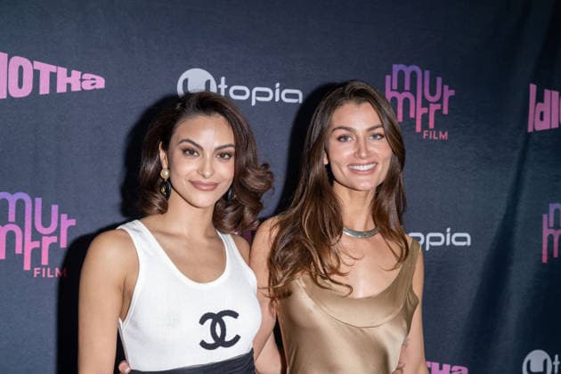 Idiotka New York Premiere in New York, USA - 05 Feb 2026 (L-R) Camila Mendes and Rachel Matthews attend the Idiotka New York Premiere at Crown Hill Theatre in the Brooklyn borough of New York City. New York United States Copyright: xRonxAdarx xSOPAxImagesx _radar_idiotka_20260205_00283