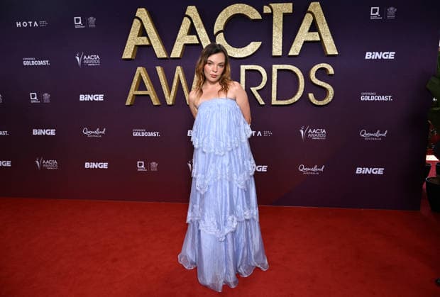 AACTA AWARDS 2026, Chloe Hayden is seen posing for a photo on the red carpet at the 2024 AACTA Awards at HOTA in Surfers Paradise, Queensland, Friday, February 6, 2026. ( NO ARCHIVING BRISBANE QUEENSLAND AUSTRALIA  Copyright: xDARRENxENGLANDx 20260206187214078414