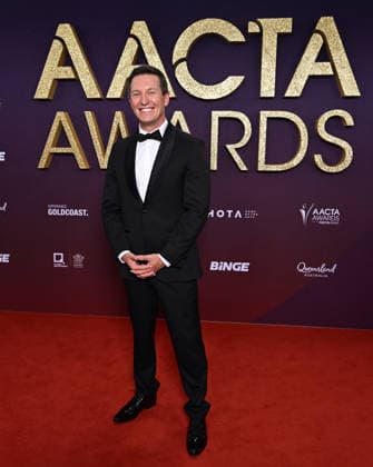 AACTA AWARDS 2026, Rove McManus is seen posing for a photo on the red carpet at the 2024 AACTA Awards at HOTA in Surfers Paradise, Queensland, Friday, February 6, 2026. ( NO ARCHIVING BRISBANE QUEENSLAND AUSTRALIA  Copyright: xDARRENxENGLANDx 20260206149880966620