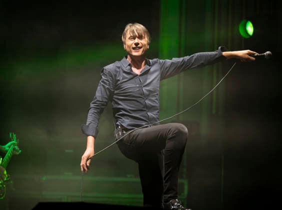 Suede performing live at the Usher Hall in Edinburgh as part of their Antidepressants UK Tour 2026 Suede performing live at the Usher Hall in Edinburgh, United Kingdom 5th February 2026, Credit:Duncan Bryceland Avalon United Kingdom, Scotland,, Edinburgh, Usher Hall  Copyright: xDuncanxBrycelandx xAvalonx 1072476373