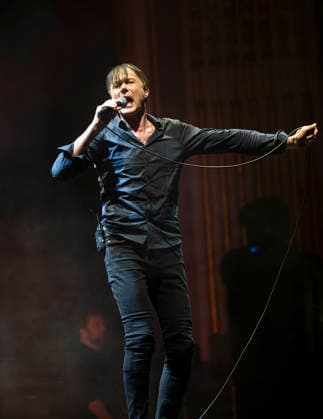 Suede performing live at the Usher Hall in Edinburgh as part of their Antidepressants UK Tour 2026 Suede performing live at the Usher Hall in Edinburgh, United Kingdom 5th February 2026, Credit:Duncan Bryceland Avalon United Kingdom, Scotland,, Edinburgh, Usher Hall  Copyright: xDuncanxBrycelandx xAvalonx 1072476481