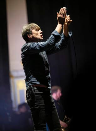 Suede performing live at the Usher Hall in Edinburgh as part of their Antidepressants UK Tour 2026 Suede performing live at the Usher Hall in Edinburgh, United Kingdom 5th February 2026, Credit:Duncan Bryceland Avalon United Kingdom, Scotland,, Edinburgh, Usher Hall  Copyright: xDuncanxBrycelandx xAvalonx 1072476973