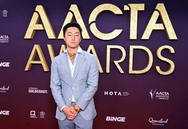 AACTA AWARDS 2026, Peter Thurnwald is seen posing for a photo on the red carpet at the 2024 AACTA Awards at HOTA in Surfers Paradise, Queensland, Friday, February 6, 2026. ( NO ARCHIVING BRISBANE QUEENSLAND AUSTRALIA  Copyright: xDARRENxENGLANDx 20260206171844871719