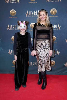 Laura Osswald mit Tochter Karline Osswald bei der Premiere der Show Cirque du Soleil - Alegria auf der Theresienwiese. München, 05.02.2026