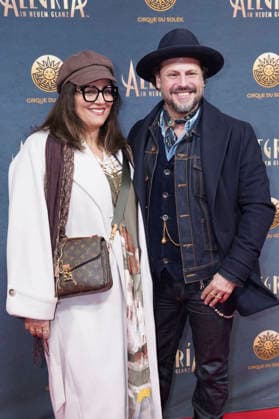 Manuel Cortez mit Ehefrau Saina Bayatpour bei der Premiere der Show Cirque du Soleil - Alegria auf der Theresienwiese. München, 05.02.2026