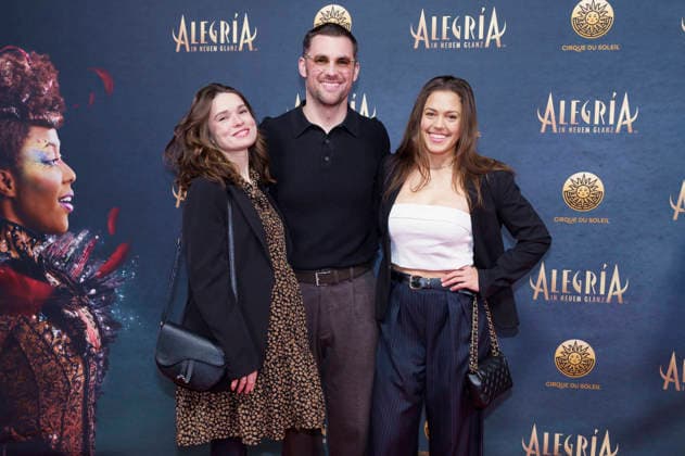 Zoe Moore, Ferdinand Seebacher und Katharina Scheuba bei der Premiere der Show Cirque du Soleil - Alegria auf der Theresienwiese. München, 05.02.2026