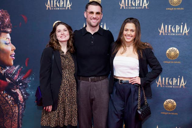 Zoe Moore, Ferdinand Seebacher und Katharina Scheuba bei der Premiere der Show Cirque du Soleil - Alegria auf der Theresienwiese. München, 05.02.2026