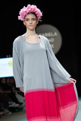 Modad catwalk during Madrid Fashion Week in Madrid - 06 Feb 2026 A model walks the runway in a design by designer DIDESANT at the Modad catwalk during the Madrid Fashion Week at Ifema. Madrid Spain Copyright: xAtilanoxGarciax xSOPAxImagesx photos04285
