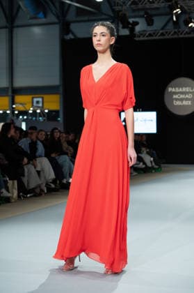 Modad catwalk during Madrid Fashion Week in Madrid - 06 Feb 2026 A model walks the runway in a design by designer ÁNGEL IGLESIAS at the Modad catwalk during Madrid Fashion Week at Ifema. Madrid Spain Copyright: xAtilanoxGarciax xSOPAxImagesx photos04322