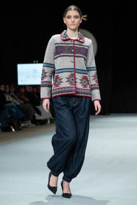 Modad catwalk during Madrid Fashion Week in Madrid - 06 Feb 2026 A model walks the runway in a design by designer MARAE at the Modad catwalk during Madrid Fashion Week at Ifema. Madrid Spain Copyright: xAtilanoxGarciax xSOPAxImagesx photos04334