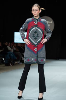 Modad catwalk during Madrid Fashion Week in Madrid - 06 Feb 2026 A model walks the runway in a design by designer MARAE at the Modad catwalk during Madrid Fashion Week at Ifema. Madrid Spain Copyright: xAtilanoxGarciax xSOPAxImagesx photos04342