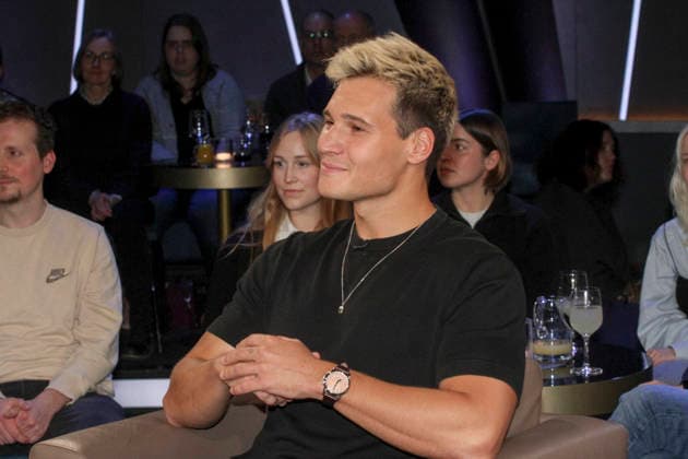 Wincent Weiss deutscher Popsaenger und Songwriter zu Gast in der der NDR Talkshow , aus dem NDR 3 Studio am 06.02.2026 in Hamburg Aufzeichnung vom 30.01.2026 Hamburg Deutschland