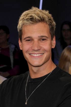 Wincent Weiss deutscher Popsaenger und Songwriter zu Gast in der der NDR Talkshow , aus dem NDR 3 Studio am 06.02.2026 in Hamburg Aufzeichnung vom 30.01.2026 Hamburg Deutschland