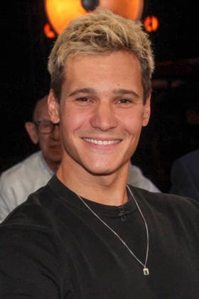 Wincent Weiss deutscher Popsaenger und Songwriter zu Gast in der der NDR Talkshow , aus dem NDR 3 Studio am 06.02.2026 in Hamburg Aufzeichnung vom 30.01.2026 Hamburg Deutschland
