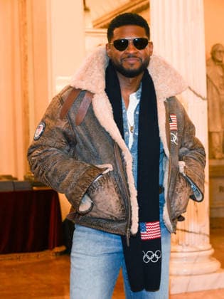 Milan, Milan Cortina 2026 Olympic Games, Welcome cocktail for guests at the Opening Ceremony at the Teatro alla Scala. Pictured: Usher  Copyright: xAlbertoxTerenghix xipa-agency.netx xComi Terenghix IPA_Agency_IPA71039009