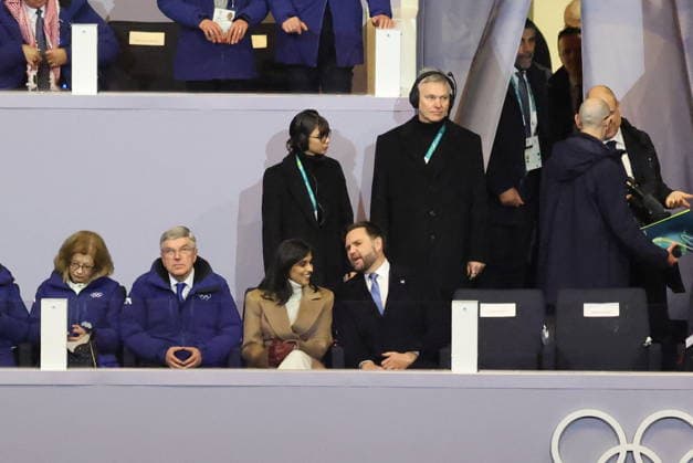 Winter Olympics - Guest at Opening Ceremony - Milan Former IOC President Thomas Bach, US Vice President JD Vance along with his wife Usha Vance at the Opening ceremony of the Milano Cortina 2026 Winter Olympic Games, at San Siro stadium (Milano Olympic Stadium), in Milan on February 6, 2026. Photo by Alexis Jumeau ABACAPRESS.COM Milan Italy  Copyright: xJumeauxAlexis ABACAx