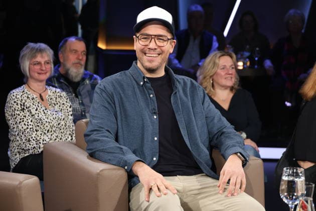 Jan van Weyde, Comedian und Schauspieler, zu Gast in der NDR Talk Show, Fototermin am 30.1.2026, Ausstrahlung der Sendung am 6.2.2026 im 3. Programm des NDR Fernsehen, Fernsehstudio Hamburg Lokstedt